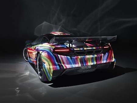 Siêu xe McLaren MP4-12C bảy sắc cầu vồng - 4 Nhật Minh